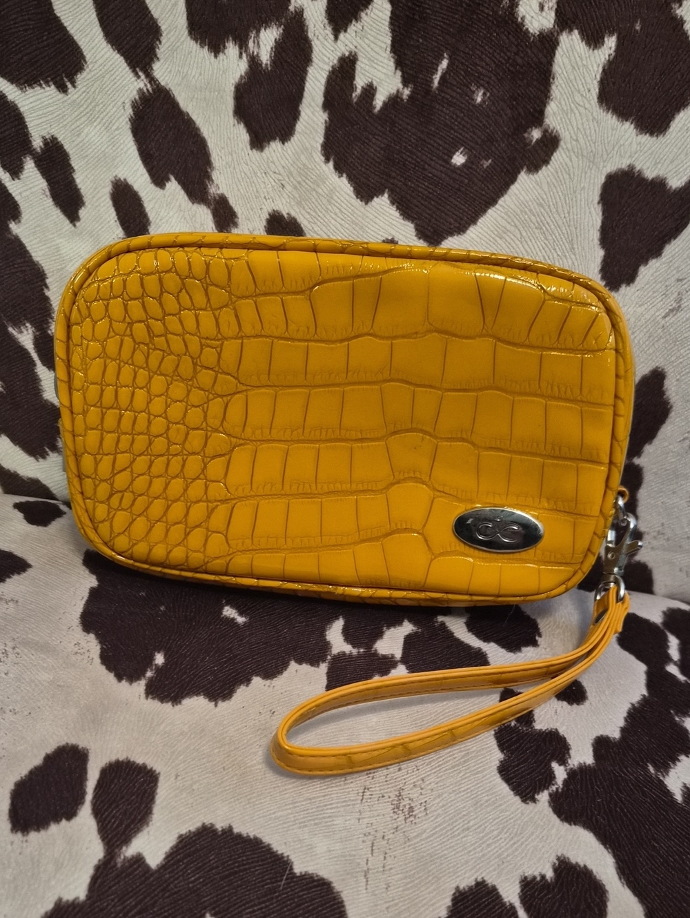 Mustard Yellow Croc Cooler🥶 Wristlet Bag